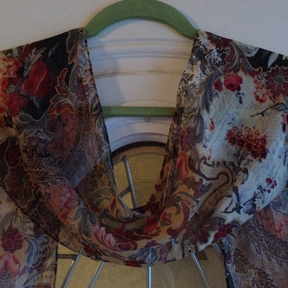 Neck scarf